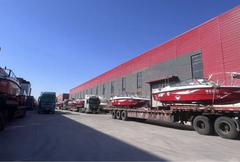 Яхты Lawada® паставілі 20 камплектаў катэраў на заказ